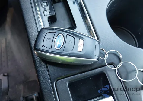 2019 Subaru Outback 2.5I Limited z USA, uszkodzony, nr VIN 4S4BSANC7K3210412